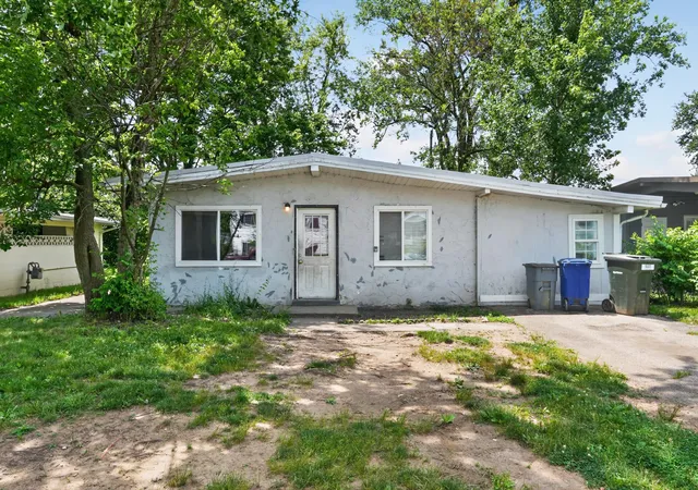 1st image of 1823 E Blake Ave, Columbus, OH 43219 | MLS# 226024556