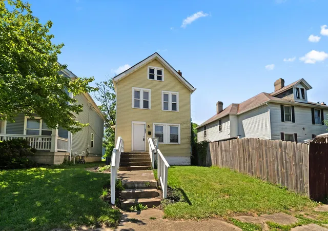 Photo 2 of Single family home for sale at 693 E 4th Avenue, Columbus, OH 43201 | MLS# 226023370 | Listing updated on 2026-07-29