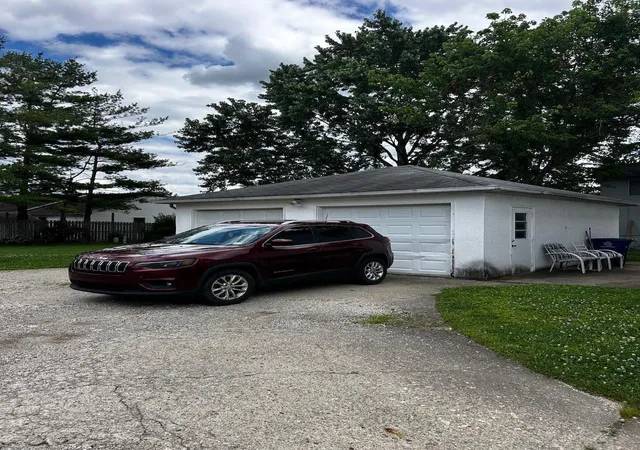 Photo 3 of Multi family home for sale at 2060 Bairsford Dr, Columbus, OH 43232 | MLS# 226023319 | Listing updated on 2026-09-18