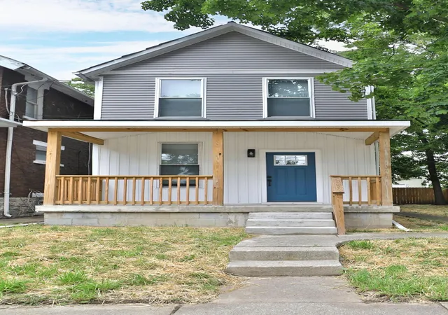 Photo 1 of Single family home for sale at 1140 E Mound St, Columbus, OH 43205 | MLS# 226023380 | Listing updated on 2026-09-04