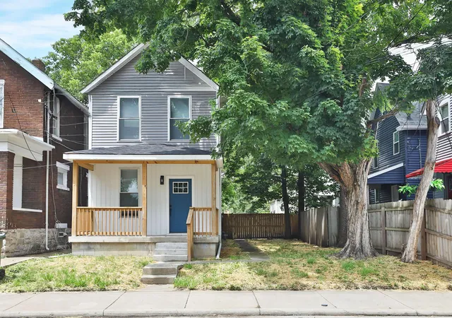 Photo 3 of Single family home for sale at 1140 E Mound St, Columbus, OH 43205 | MLS# 226023380 | Listing updated on 2026-09-04