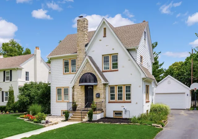 2nd image of 1792 Andover Rd, Columbus, OH 43212 | MLS# 226023306