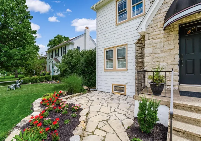 4th image of 1792 Andover Rd, Columbus, OH 43212 | MLS# 226023306