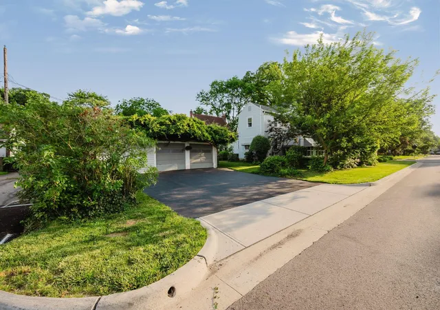 Photo 58 of Single family home for sale at 944 S Cassingham Rd, Columbus, OH 43209 | MLS# 226024166 | Listing updated on 2026-09-07
