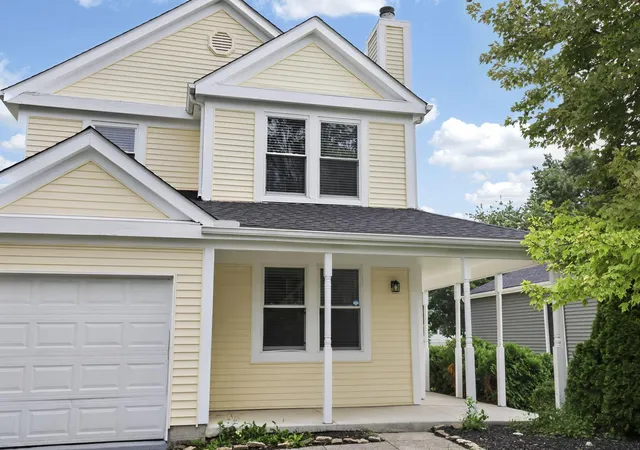 Photo 2 of Single family home for sale at 2425 Dunsworth Dr, Columbus, OH 43235 | MLS# 226023777 | Listing updated on 2026-09-07