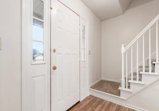 Photo 3 of Single family home for sale at 424 Jonell Ln, Reynoldsburg, OH 43068 | MLS# 226023870 | Listing updated on 2026-07-29