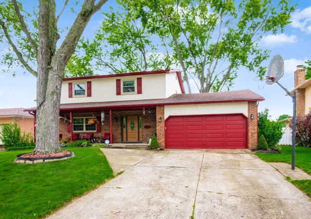 3rd image of 6329 Bellmeadow Dr, Columbus, OH 43229 | MLS# 226023585