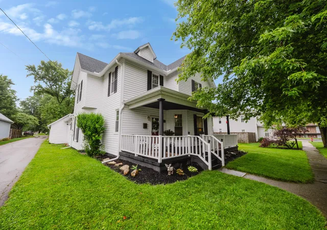 3rd image of 204 E 1St Ave, Plain City, OH 43064 | MLS# 226023359