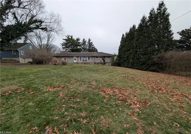 Homes for sale in Zanesville, OH | 545 N Ray Dr, Zanesville, OH 43701 | MLS# 226023345