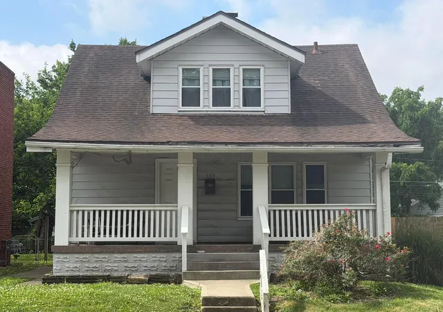 Photo 2 of Single family home for sale at 583 Frebis Ave, Columbus, OH 43206 | MLS# 226023367 | Listing updated on 2026-07-29