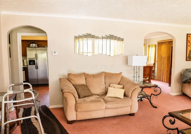 Photo 4 of Single family home for sale at 1993 Greenway Ave N, Columbus, OH 43219 | MLS# 226023412 | Listing updated on 2026-08-31