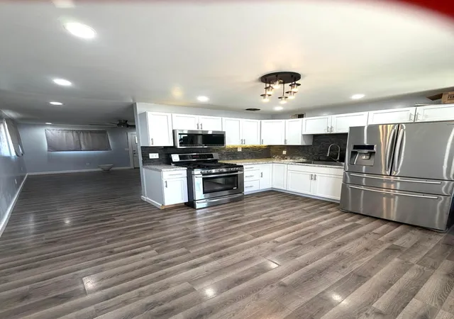 4th image of 890 Bruckner Rd, Columbus, OH 43207 | MLS# 226023571