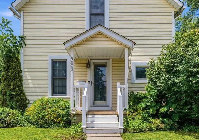Photo 3 of Single family home for sale at 409 N Franklin St, Delaware, OH 43015 | MLS# 226023687 | Listing updated on 2026-07-29