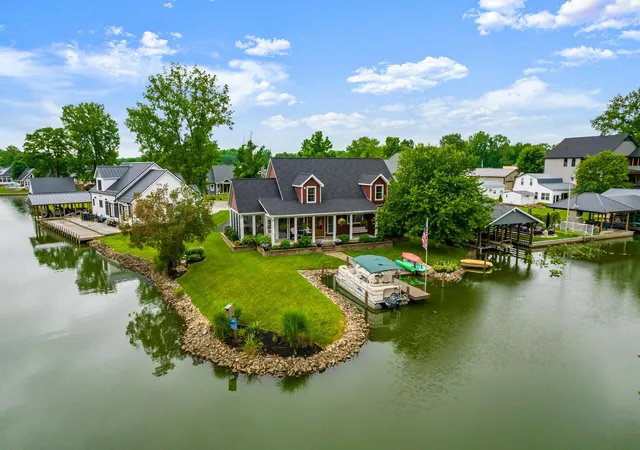 Homes for sale in Thornville, OH | 10230 Canoe Ln, Thornville, OH 43076 | MLS# 226023435