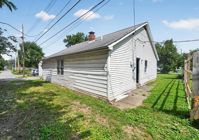 Homes for sale in Columbus, OH | 2183 Safford Ave, Columbus, OH 43223 | MLS# 226024557