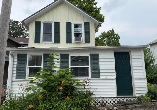 3rd image of 5 1St Ave, Lancaster, OH 43130 | MLS# 226023473
