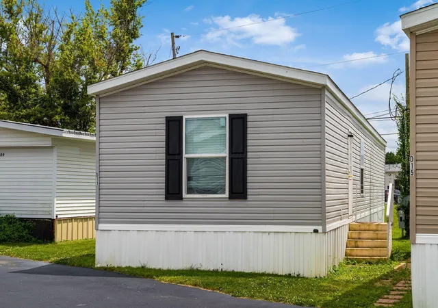 Homes for sale in Grove City, OH | 4285 Broadway #D11, Grove City, OH 43123 | MLS# 226023812