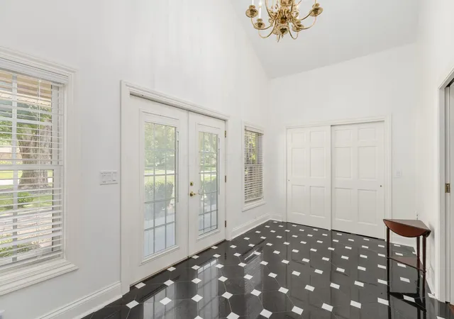 5th image of 5809 Olentangy Blvd, Columbus, OH 43085 | MLS# 226023783