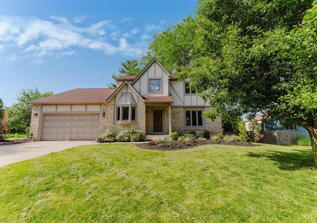 Photo 1 of Single family home for sale at 1015 Pine View Rd, Westerville, OH 43081 | MLS# 226023597 | Listing updated on 2026-09-12