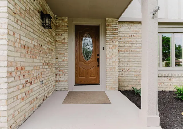 Photo 3 of Single family home for sale at 1015 Pine View Rd, Westerville, OH 43081 | MLS# 226023597 | Listing updated on 2026-09-12
