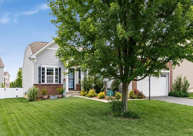 Homes for sale in Johnstown, OH | 228 Weeping Willow Run Dr, Johnstown, OH 43031 | MLS# 226024286