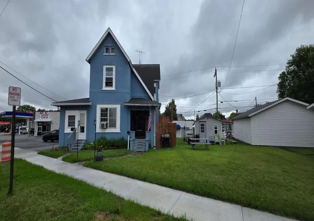 Photo 1 of Multi family home for sale at 204 N Sandusky St, Tiffin, OH 44883 | MLS# 226023535 | Listing updated on 2026-07-29