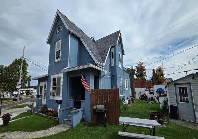 Photo 1 of Multi family home for sale at 204 N Sandusky St, Tiffin, OH 44883 | MLS# 226023535 | Listing updated on 2026-10-02