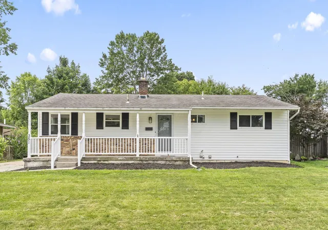 3rd image of 351 N Rocky Fork Dr N, Gahanna, OH 43230 | MLS# 226023642