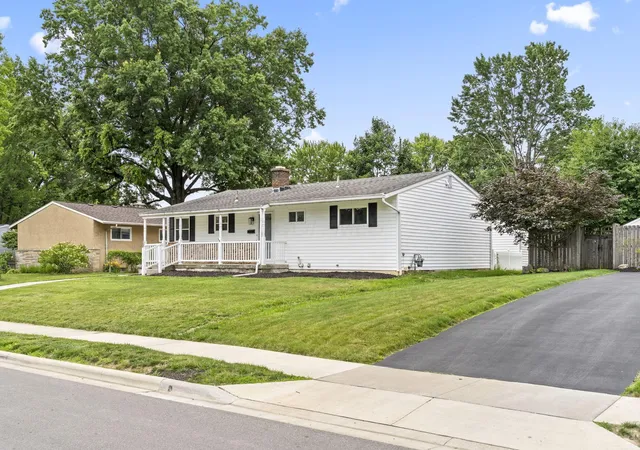 4th image of 351 N Rocky Fork Dr N, Gahanna, OH 43230 | MLS# 226023642