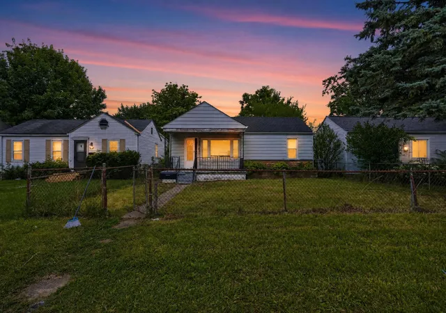 Homes for sale in Columbus, OH | 2945 Azelda St, Columbus, OH 43224 | MLS# 226024548