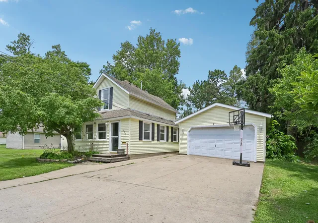 Homes for sale in Urbana, OH | 638 W Light St, Urbana, OH 43078 | MLS# 226023759