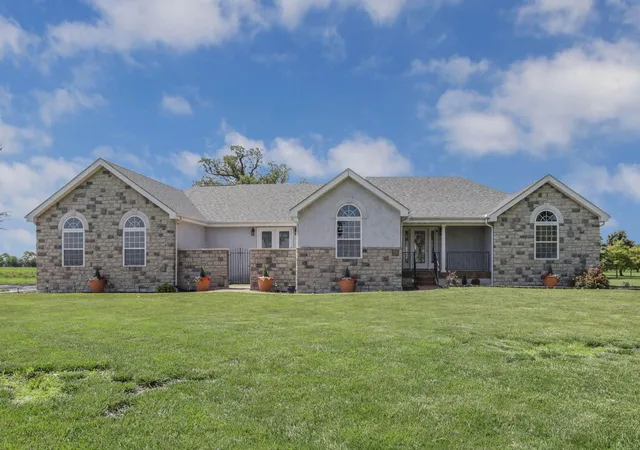 1st image of 5860 Gregg Rd, West Jefferson, OH 43162 | MLS# 226023569