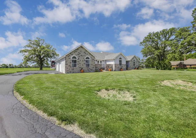 3rd image of 5860 Gregg Rd, West Jefferson, OH 43162 | MLS# 226023569
