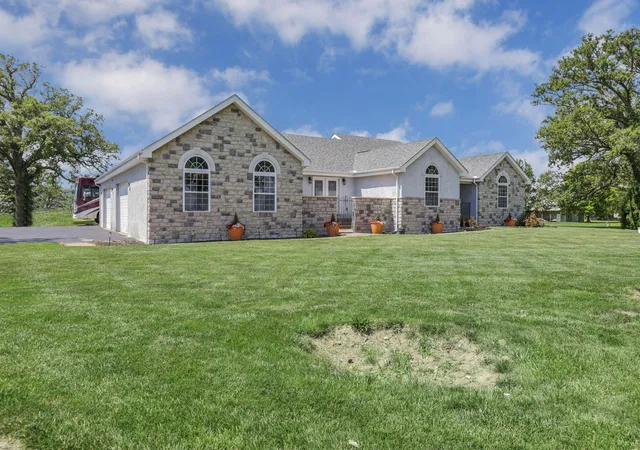 5th image of 5860 Gregg Rd, West Jefferson, OH 43162 | MLS# 226023569