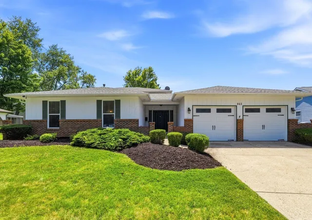 Homes for sale in Reynoldsburg, OH | 945 Matterhorn Dr, Reynoldsburg, OH 43068 | MLS# 226023596