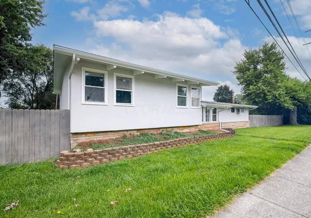 Homes for sale in Dublin, OH | 2905 W Case Rd, Dublin, OH 43017 | MLS# 226023599