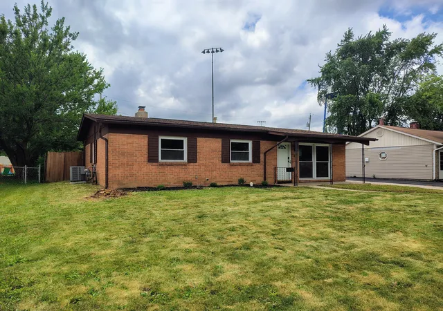 Homes for sale in Hilliard, OH | 3773 Westbrook Dr, Hilliard, OH 43026 | MLS# 226023635