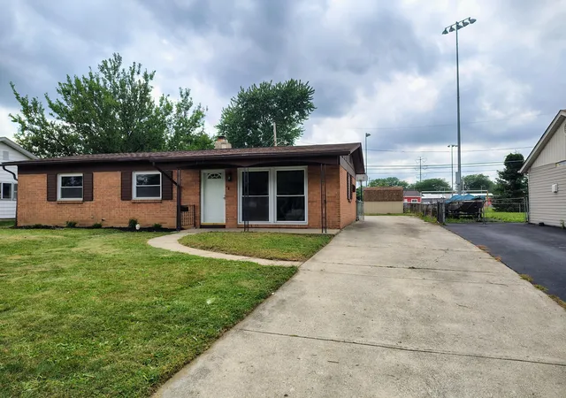 Homes for sale in Hilliard, OH | 3773 Westbrook Dr, Hilliard, OH 43026 | MLS# 226023635