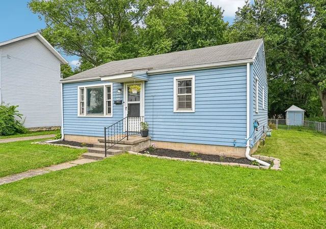 Homes for sale in Newark, OH | 328 Eddy St, Newark, OH 43055 | MLS# 226023641