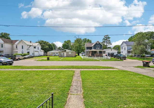 Homes for sale in Newark, OH | 328 Eddy St, Newark, OH 43055 | MLS# 226023641