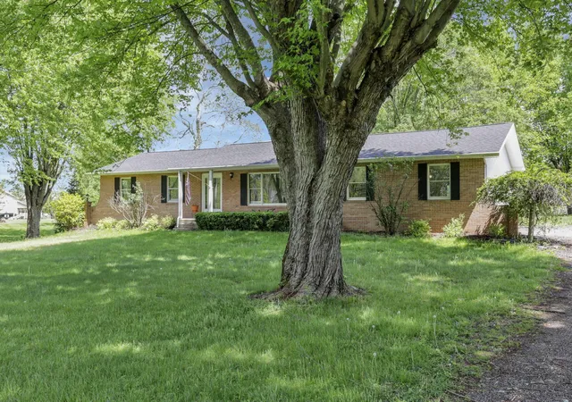 Homes for sale in Canal Winchester, OH | 5450 Mason Rd Nw, Canal Winchester, OH 43110 | MLS# 226023652