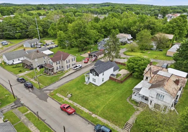 Homes for sale in New Lexington, OH | 418 N Pleasant St, New Lexington, OH 43764 | MLS# 226023673