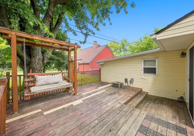 Photo 33 of Single family home for sale at 367 Yarmouth Ln, Columbus, OH 43228 | MLS# 226029222 | Listing updated on 2026-09-14