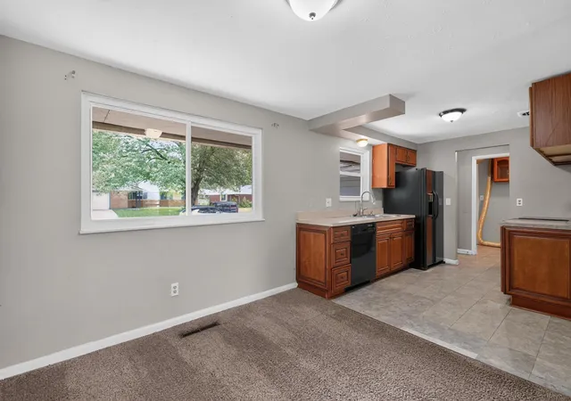 Photo 3 of Single family home for sale at 5831 Varadero Dr, Westerville, OH 43081 | MLS# 226024553 | Listing updated on 2026-09-16