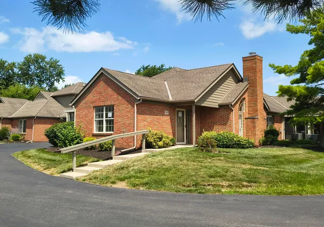 Photo 1 of Sale Pending at 3577 Hunters Xing Dr, Grove City, OH 43123 | MLS# 226025127 | Listing updated on 2026-09-16
