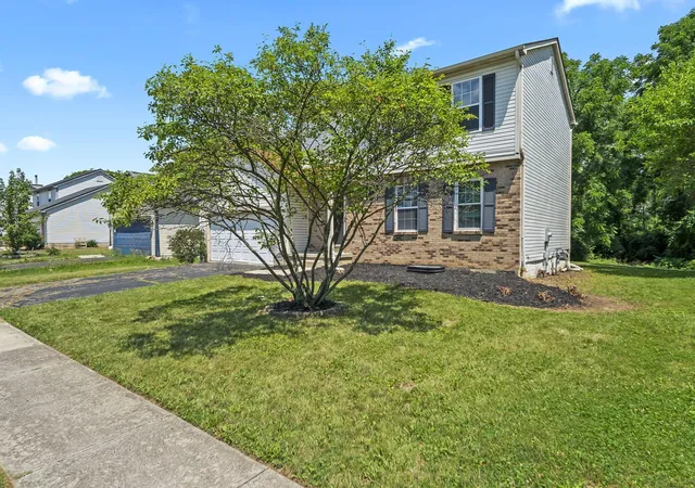 3rd image of 2392 Minerva Park Pl, Columbus, OH 43229 | MLS# 226023730
