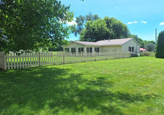 Photo 4 of Single family home for sale at 83 East St, Newark, OH 43055 | MLS# 226023900 | Listing updated on 2026-08-03