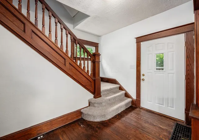 Homes for sale in Mount Vernon, OH | 118 E Burgess St, Mount Vernon, OH 43050 | MLS# 226023957
