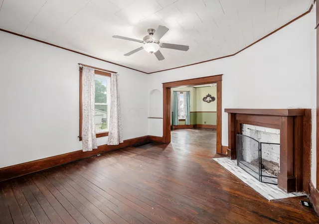 Homes for sale in Mount Vernon, OH | 118 E Burgess St, Mount Vernon, OH 43050 | MLS# 226023957