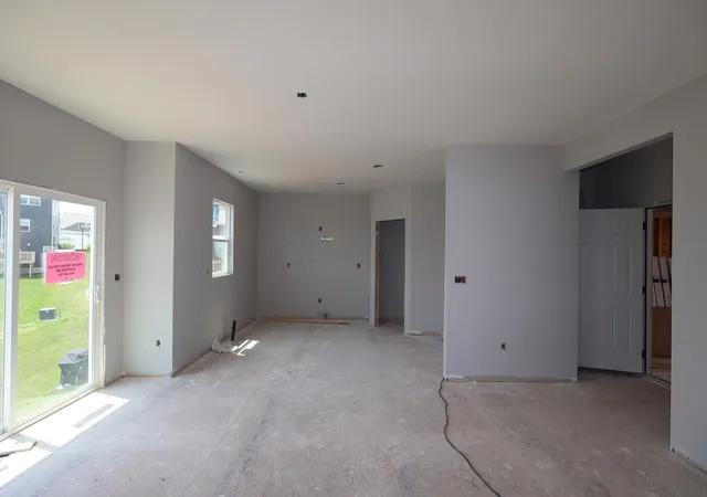 4th image of 4586 Burgstaller Ct, Grove City, OH 43123 | MLS# 226023740